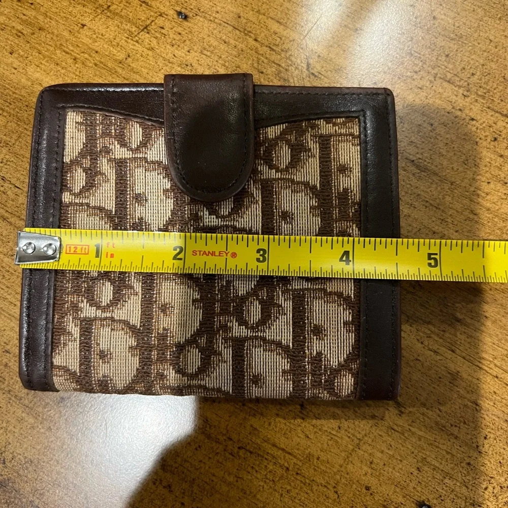 Christian Dior Vintage kiss lock wallet